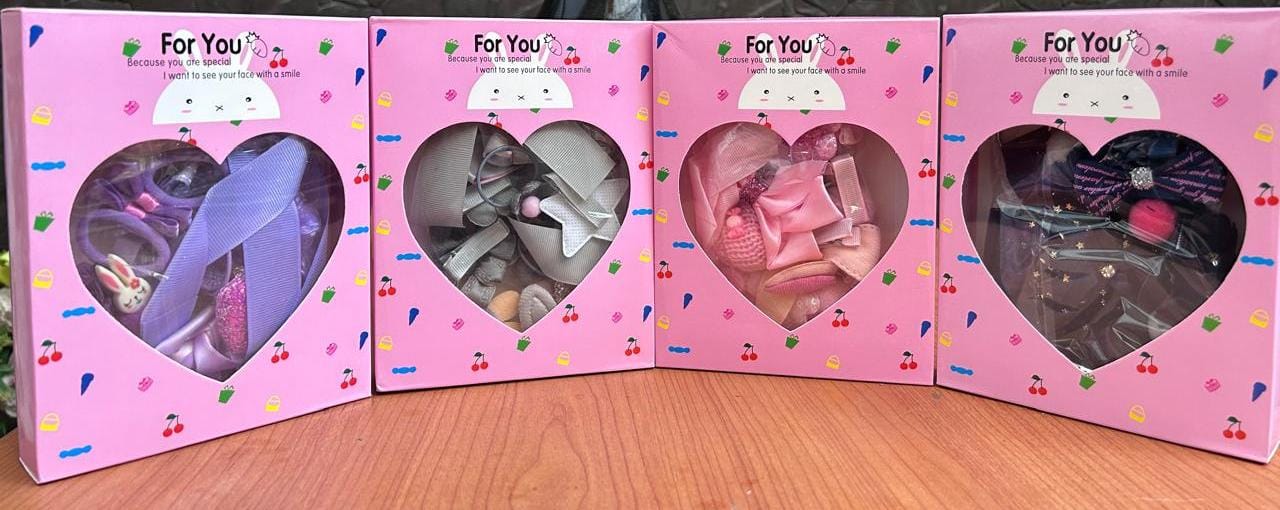 SET DE GANCHITOS DE CABELLO PARA NIÑAS