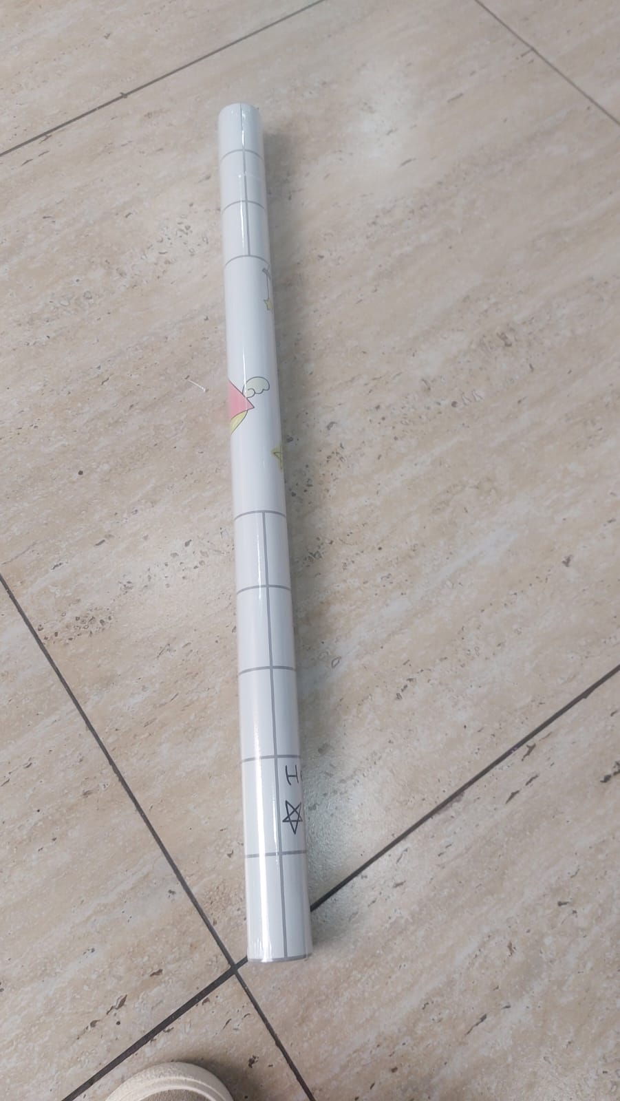 PAPEL ALUMINO ADHESIVO CON DISEÑO