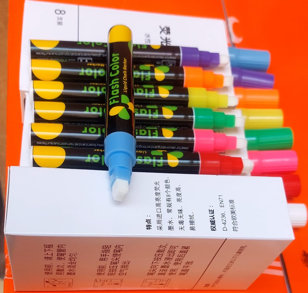 PLUMONES DE TIZA LIQUIDA PARA PIZARRA LED