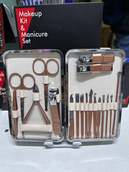 SET DE MANICURE Y PEDICURE DE 18 PIEZAS