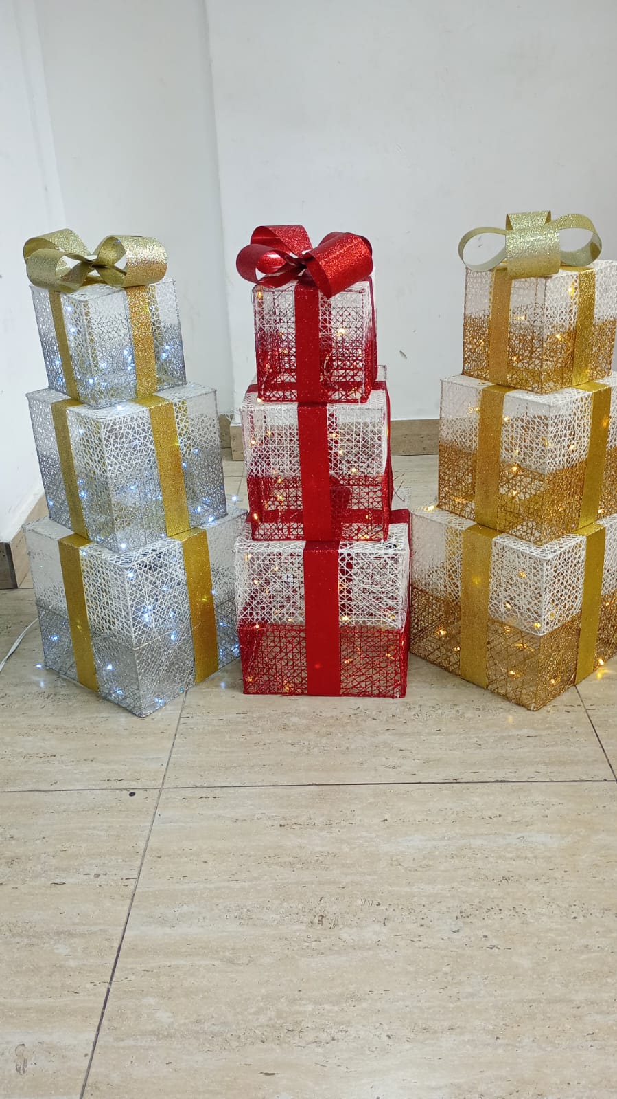 CAJA DE REGALOS NAVIDEÑOS X 3 PCS
